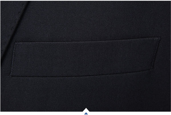 兩?？坌奚戆嬲b定做西服胸前手巾袋細(xì)節(jié)特寫圖